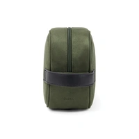 VINGA Marlow gerecyclede polyester toilettas